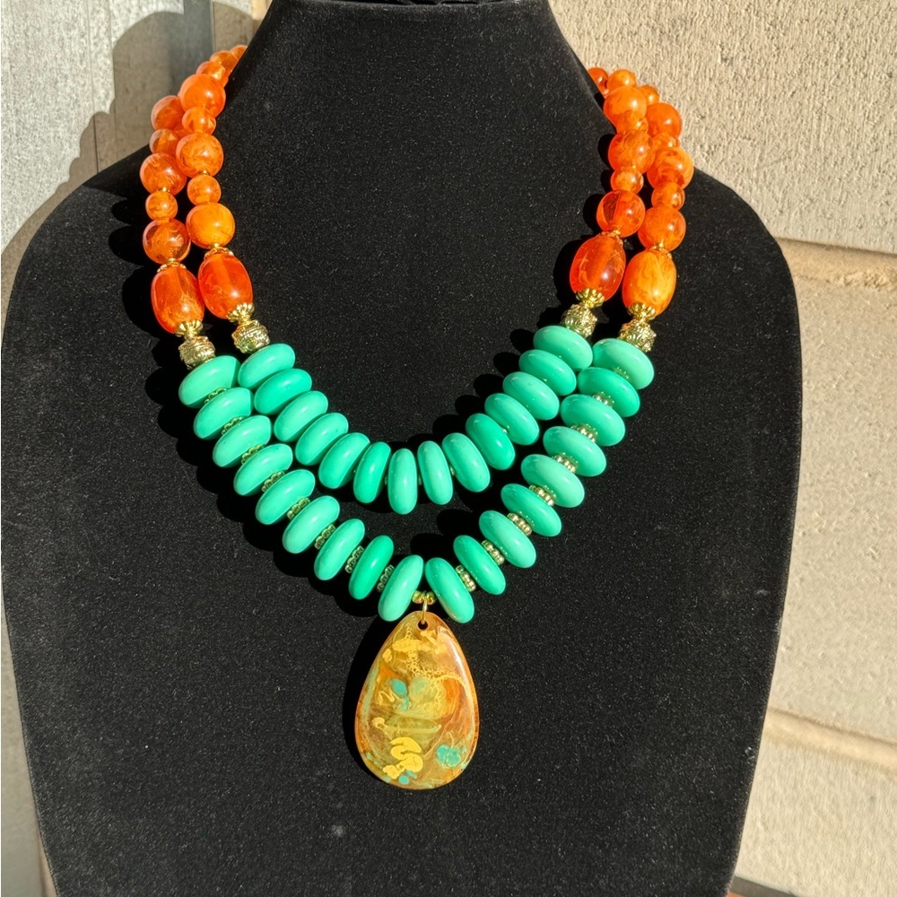 MISHKA STAEMENT CLOVER TRENDY NECKLACE
